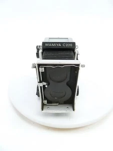 Mamiya C220 Camera Body Only - Picture 1 of 8
