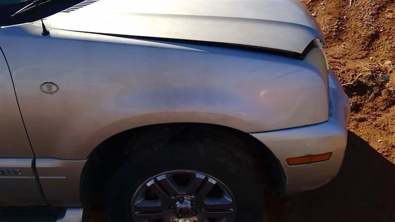 Passenger Fender Without Wheel Lip Moulding Fits 02-10 Mercury Mountaineer OEM - Image 1 of 4