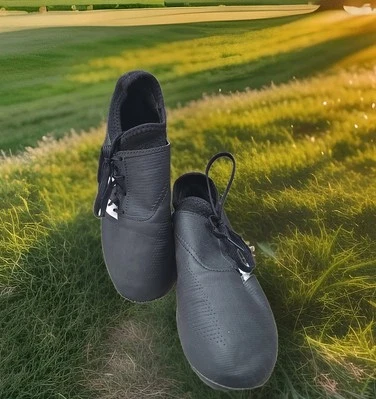 Botines de fútbol New Balance Furon Dispatch FG V7+ césped para hombre talla 7 negros deportivos Foto 1 de 4