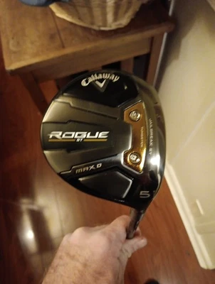 Callaway Rogue ST Max D 19* 5-madera con Matrix TP 85g R-Flex y agarre nuevo. ¡COMO NUEVO! Foto 1 de 4