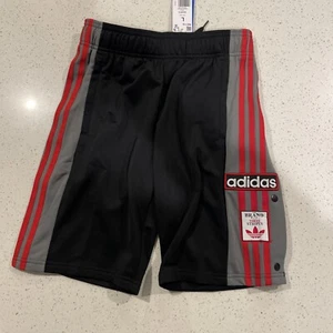 Bambino adidas originals IN2119  Size Large Youth Button Side Shorts - Picture 1 of 5