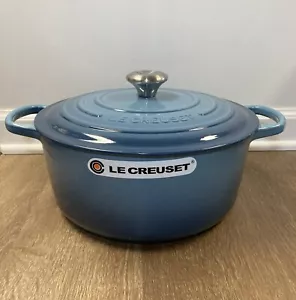 Four hollandais "Marine" #28 LE CREUSET 7,25 quart fonte neuf avec étiquette *défauts mineurs sur couvercle* - Photo 1 sur 13