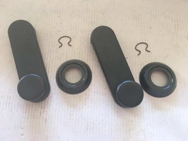 FIAT PANDA 4x4 dal 1986/2002  COPPIA 2 MANIGLIE ALZAVETRO + 2 GHIERE + 2 CLIPS  - Image 1 of 1