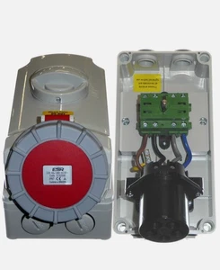32A Interlocked Socket 32 Amp 3 Phase 5 Pin IP67 Waterproof 415V Red Industrial - Picture 1 of 13