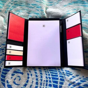 CHANEL LA COLLECTION Sticky Notes & Pencil Set 2024 Limited Edition Novelty Gift - Picture 1 of 3