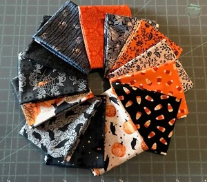 Studio E Spooky Night 13 Fat Quarter Bundle with Block Panel - Picture 1 of 7