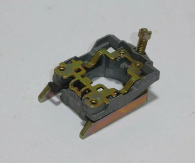 1x Schneider Electric / Telemecanique ZB4BZ009 Adapterplatte