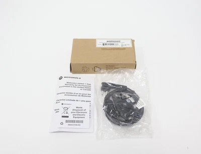 Motorola HKLN4599A Earpiece with In-line Microphone and Push-To-Talk - Image 1 of 4