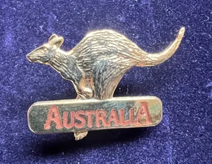 INSIGNIA PIN RECUERDO TONO DORADO CANGURO AUSTRALIANO - Imagen 1 de 3