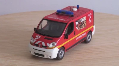 Miniature Renault trafic pompiers équipe cynotechnique 1/43 Norev - Photo 1/4