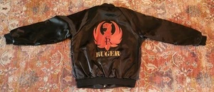 Giacca Bomber Vintage anni 80 RARA Ruger Firearm Guns Pla-Jac Raso Nero e Rosso... - Foto 1 di 11
