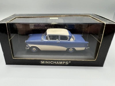 1:43  -Minichamps- Opel Rekord P1 saloon Blu/bianco 1958 prima serie con scatola - Immagine 1 di 4