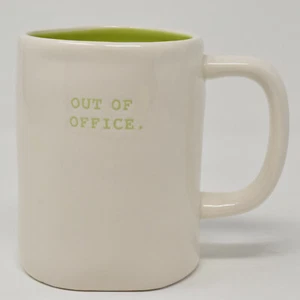 Taza fuera de la oficina blanca verde fuente de máquina de escribir magenta Rae Dunn nueva taza ondulada - Imagen 1 de 11