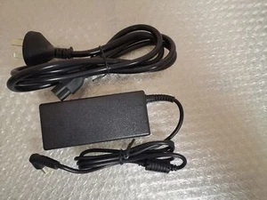 65W Chicony A18-065N3A A11-065N1A A065R035L Trafo Netzteil - Bild 1 von 2