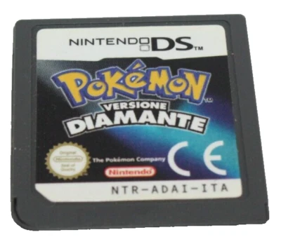 POKEMON VERSIONE DIAMANTE NINTENDO DS SOLO CARD VIDEOGIOCO RARO VINTAGE CONSOLE - Immagine 1 di 2