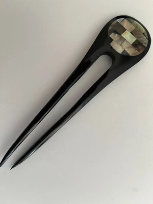 New Hair Stick With Shell U-Shaped Wood Japanese Hair Ornament Made in Japan - Image 1 of 4