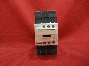 Schneider LC1D40AB7 TeSys D Magnetic Contactor 40A 24V AC - Picture 1 of 2