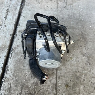 Módulo de control de bomba Abs Mercedes-Benz Cla250 2016-2019 P9CBR Foto 1 de 4