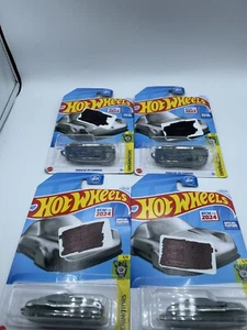 Lot Of 4 2024 Hot Wheels Experimotors Porsche 911 Carrera Key Chain #134 - Picture 1 of 10