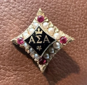 Insignia Alpha Sigma Alpha Sorority CORONA 12 PERLAS + 4 PUNTOS DE RUBÍ ORO 10k - Imagen 1 de 2