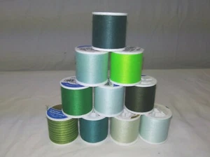 Lot of 10 Coats & Clark All Purpose Thread~135 Yd~Shades of Green~FREE Shipping - Picture 1 of 4