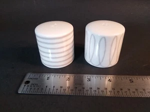 Kate Spade Charlotte Street Gray Salt & Pepper set by Lenox - Picture 1 of 6