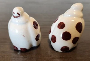 Vintage Bug Beetle Ladybug Salt and Pepper Shakers Brown Spots 1.75" tall - Picture 1 of 7