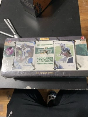 2010 Score Football Factory Sealed Set 400 Cards NEW Tebow Gronkowski RC - Image 1 of 3