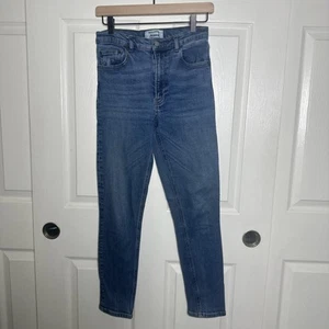 Pantalones de mezclilla para mujer Reformation 27 tiro medio ajustados Destin lavado medio desgastados 27x27 - Imagen 1 de 16