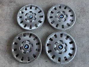 Satz Original BMW-Radkappen 15“ 36.13-1094780 - Bild 1 von 2