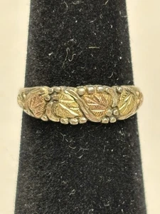 Sterling & 12k Two Tone Gold Leaves Ding 1.8g Size 4 #4880 - Picture 1 of 5