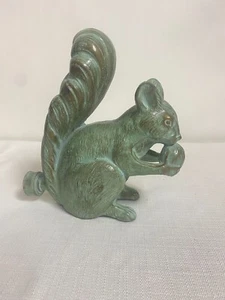 Vintage Sculpture Painted Bronze Squirrel With Nut Sprinkler Amazing Condtion - Picture 1 of 12