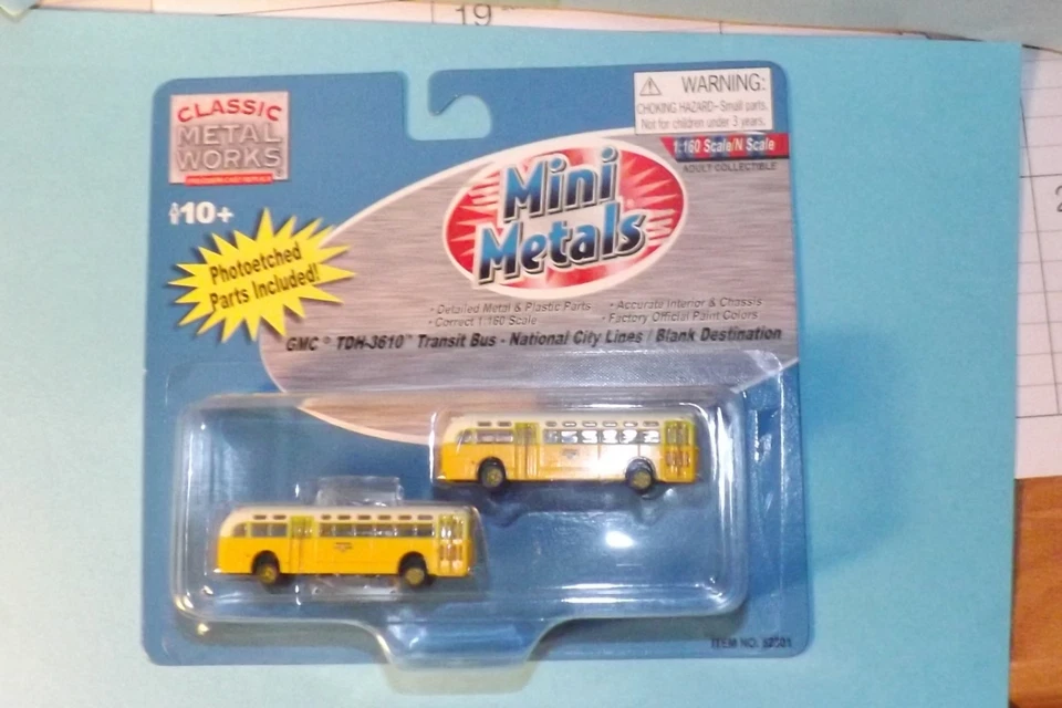 GMC TRANSIT BUS ( NATIONAL TRANSIT LINES BLANK DEST) 52301  N SCALE  mini metals - Image 1 of 1