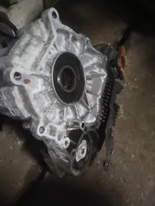 06-13 BMW 328Xi 330Xi 335Xi 525Xi 528Xi 530Xi 535Xi AWD (E60 E90) TRANSFER CASE - Picture 1 of 4