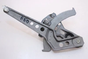 ORIGINAL OPEL Ascona C Fensterheber Manuell HINTEN LINKS 90160815 - Bild 1 von 1