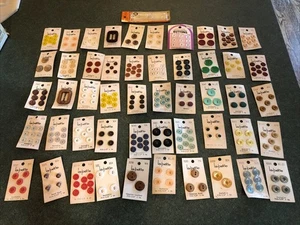 NOS Vintage 50 Card Lot la petite Buttons Blue Red Pink Peach Tan Green Lot#11 - Picture 1 of 5