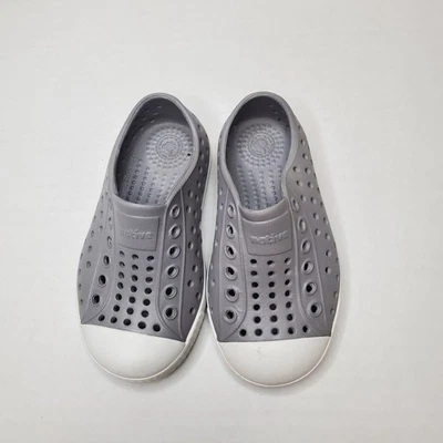Zapatos sin cordones Native Jefferson para niños talla C7 grises unisex ligeros lavables Foto 1 de 4