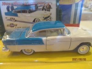 1:43 Road Champs 1955 Chevrolet Bel Air Coupe  - turquoise-white sealed package - Picture 1 of 4