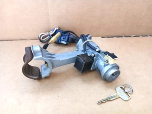 1991-1996 OEM Toyota 4runner Ignition Switch with Key & Plug - Picture 1 of 7