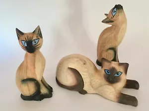 Wooden Blue Eyed Cats Set of 3 Hand Carved in Bali Fair Trade - Picture 1 of 11