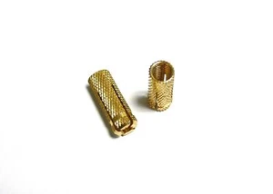 Messingspreizdübel M4 , 5 , 6 , 8, Innengewindeanker, Messingdübel, Dübel - Bild 1 von 1