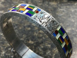 VINTAGE - SIAM - STERLING MULTI COLOR ENAMEL HINGE BRACELET (S474) - Picture 1 of 12