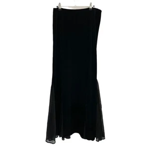 Vintage Gina Bacconi Black Velvet Fit and Flare Skirt - Picture 1 of 5