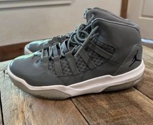 Jordan Max Aura Cool Grey - Size 10 - Picture 1 of 6