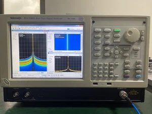 Tektronix RSA5103A Real Time Signal Analyzer w/ shipping box - Picture 1 of 23