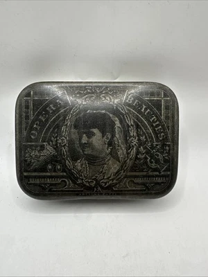 ESCASA BONITA LATA DE TABACO DE CIGARRO BELLEZAS ÓPERA Foto 1 de 4