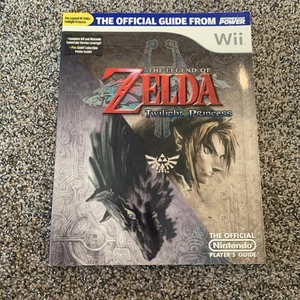 Nintendo Power Official Guide The Legend of Zelda Twilight Princess Wii W/Poster - Picture 1 of 11