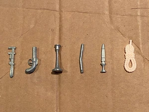 Armas de peltre de repuesto de pista de 6 piezas *usadas/bonitas* l2 - Imagen 1 de 8