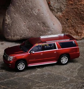 ZD GOC 1:64 HEC rot 2015 Suburban Full Size SUV Modell Diecast Metall Auto BN - Bild 1 von 9