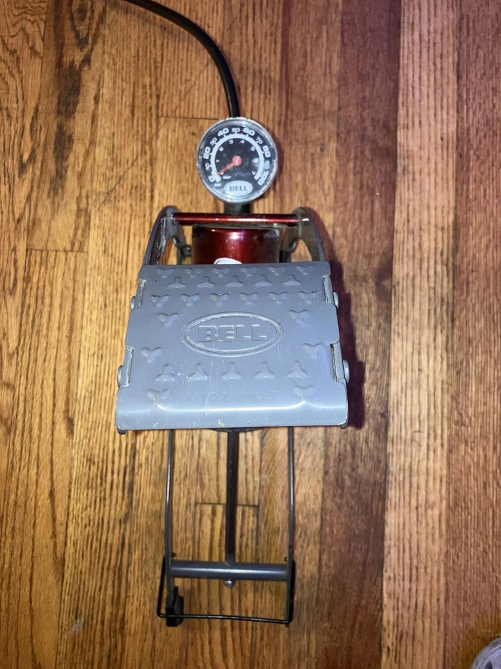 Bell Sports - Air Stomper 500 - Bomba de pie con medidor. Faltan pies de goma.  Foto 1 de 4